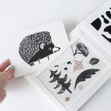 High-Contrast Baby Tummy Time Gallery with Mirror